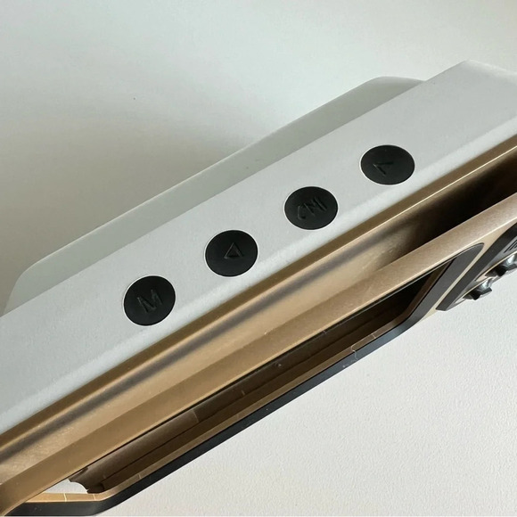 Peterhot Retro Style Bluetooth Speaker TV Shape Wireless - Picture 2 of 4